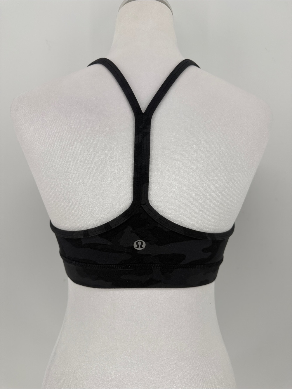 Lululemon Flow Y Bra Nulu Size 4 Incognito Camo Multi Grey Sports Bra